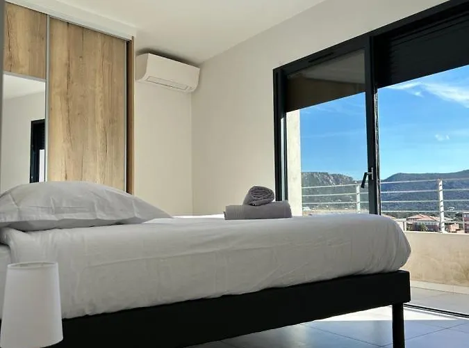 Lejlighed Sur Le Port Porto-Vecchio (Corsica)